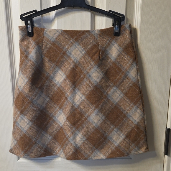 Giajea Dresses & Skirts - Chic Brown and Cream Plaid Mini Skirt